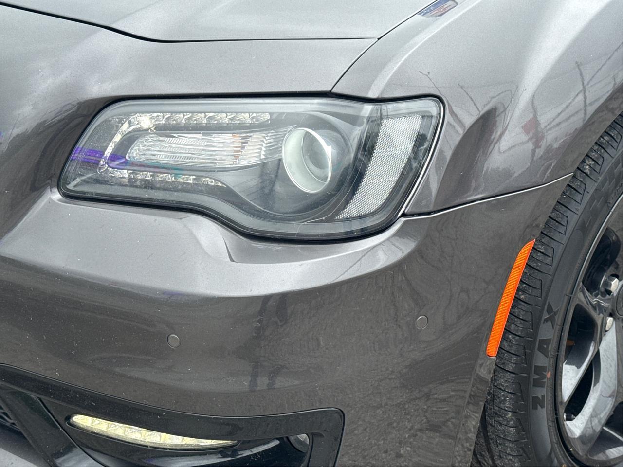 2022 Chrysler 300 LEATHER SUNROOF H-SEATS! WE FINANCE ALL CREDIT! Photo