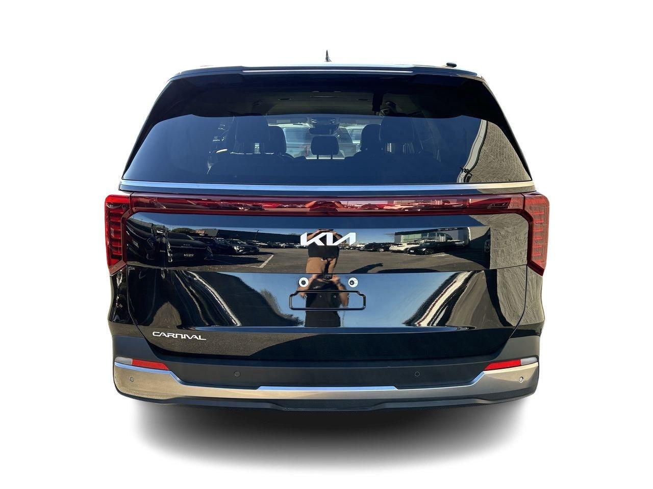 2025 Kia Carnival EX FWD   Premium Space, Family-Ready! 8Seats   Bli Photo