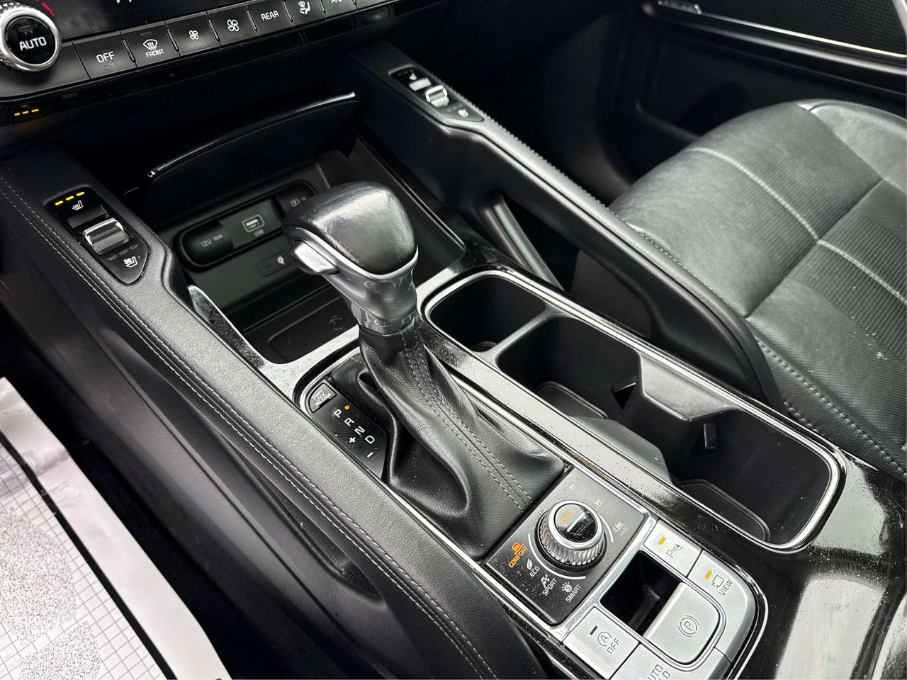 2020 Kia Telluride NAV LEATHER SUNROOF LOADED! WE FINANCE ALL CREDIT Photo