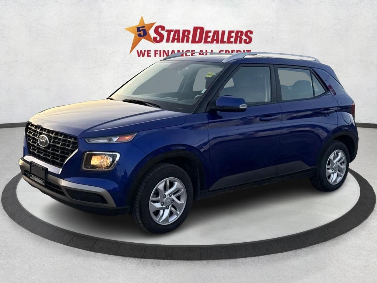 2023 Hyundai Venue HEATED SEATS CLEAN MUST SEE WE FINANCE ALL CREDIT Photo2