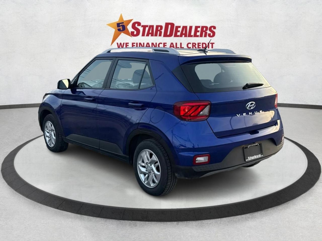 2023 Hyundai Venue HEATED SEATS CLEAN MUST SEE WE FINANCE ALL CREDIT Photo