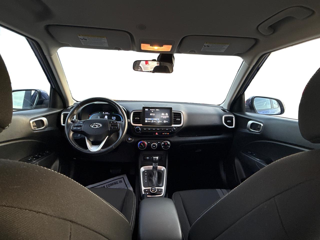 2023 Hyundai Venue HEATED SEATS CLEAN MUST SEE WE FINANCE ALL CREDIT Photo