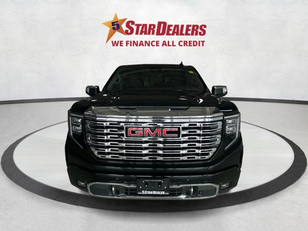 2024 GMC Sierra 1500 4WD Denali SUNROOF NAV LEATHER 1OWNER WE FINANCE Photo