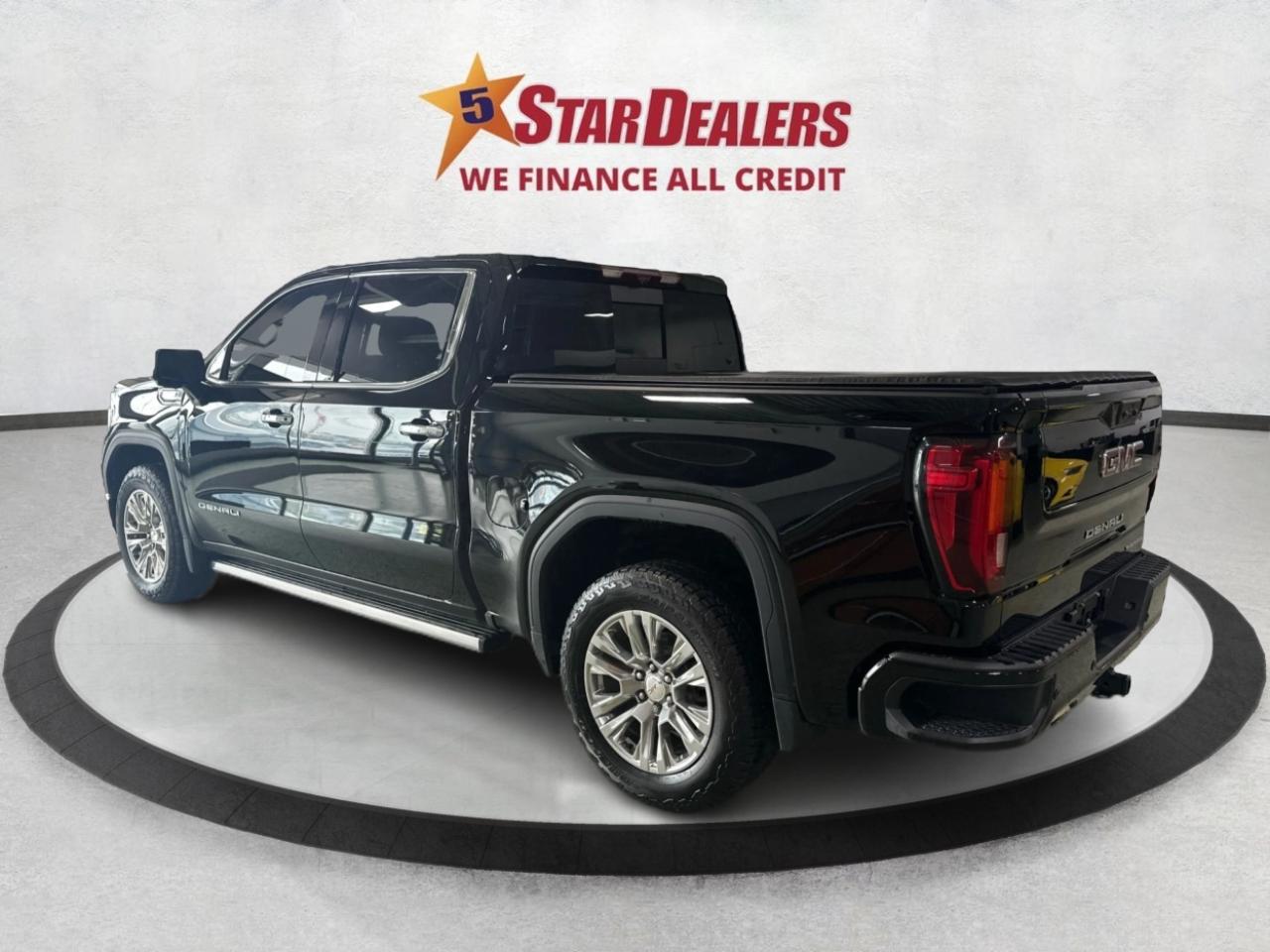 2024 GMC Sierra 1500 4WD Denali SUNROOF NAV LEATHER 1OWNER WE FINANCE Photo4