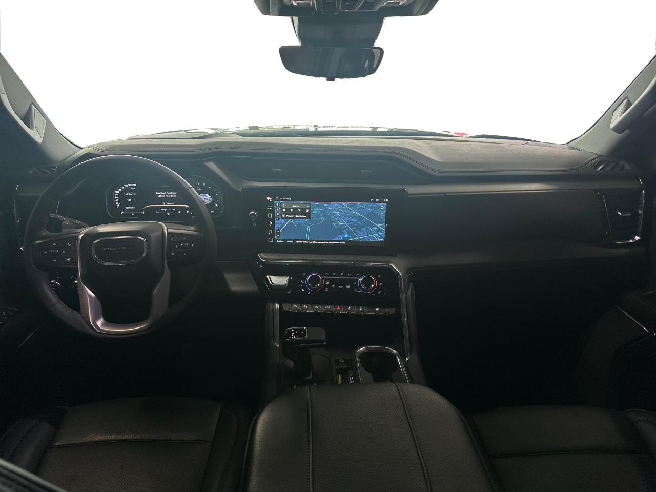 2024 GMC Sierra 1500 4WD Denali SUNROOF NAV LEATHER 1OWNER WE FINANCE Photo