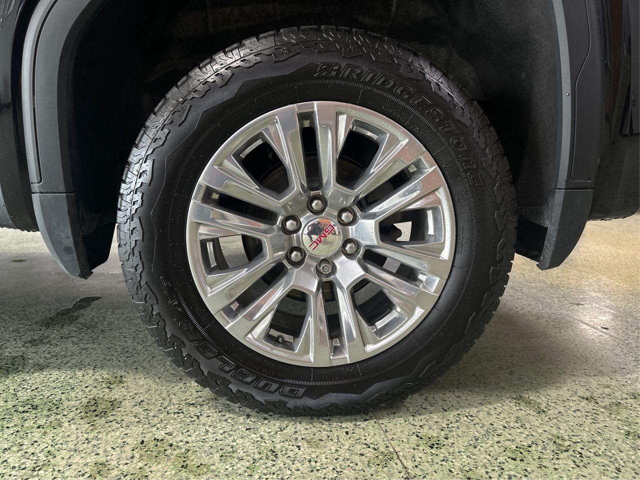 2024 GMC Sierra 1500 4WD Denali SUNROOF NAV LEATHER 1OWNER WE FINANCE Photo