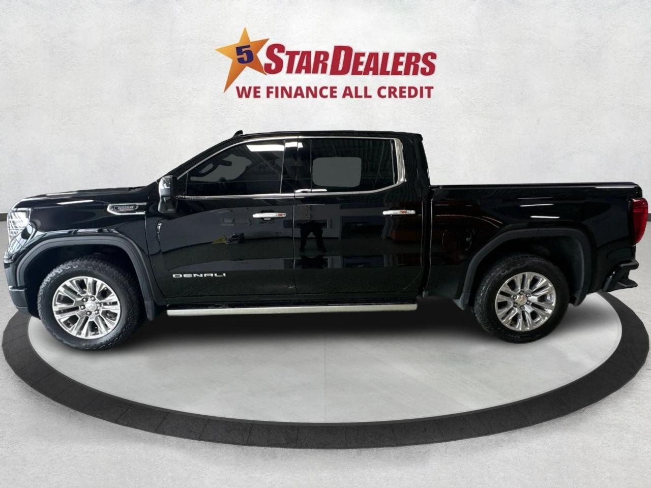 2024 GMC Sierra 1500 4WD Denali SUNROOF NAV LEATHER 1OWNER WE FINANCE Photo3