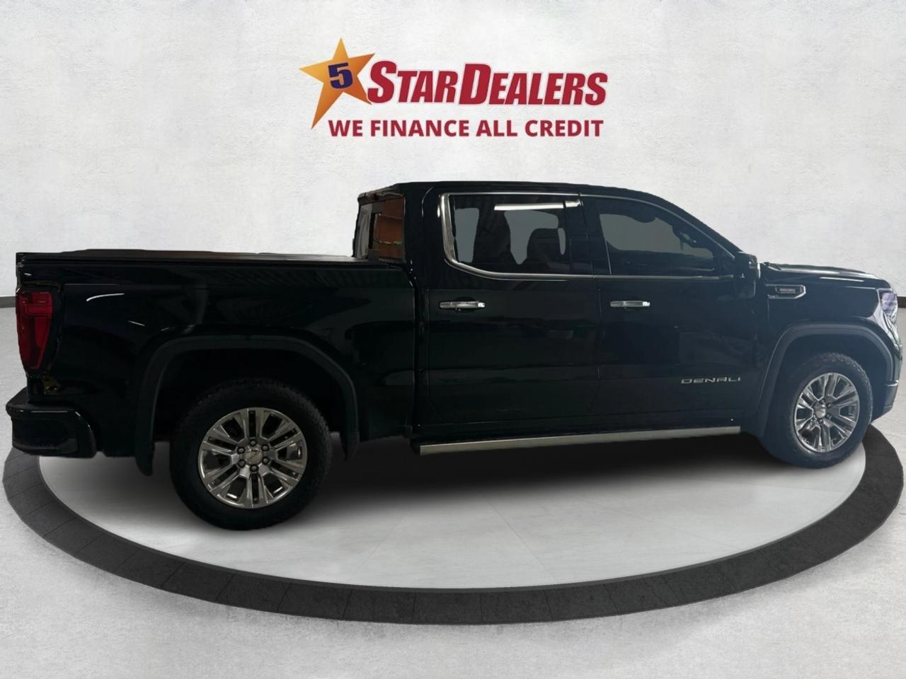 2024 GMC Sierra 1500 4WD Denali SUNROOF NAV LEATHER 1OWNER WE FINANCE Photo