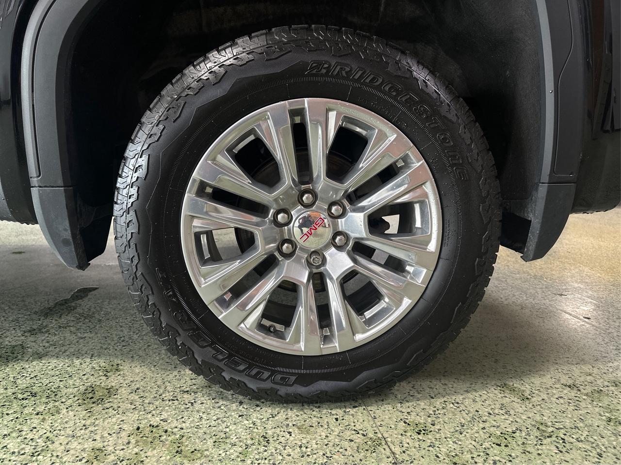 2024 GMC Sierra 1500 4WD Denali SUNROOF NAV LEATHER 1OWNER WE FINANCE Photo