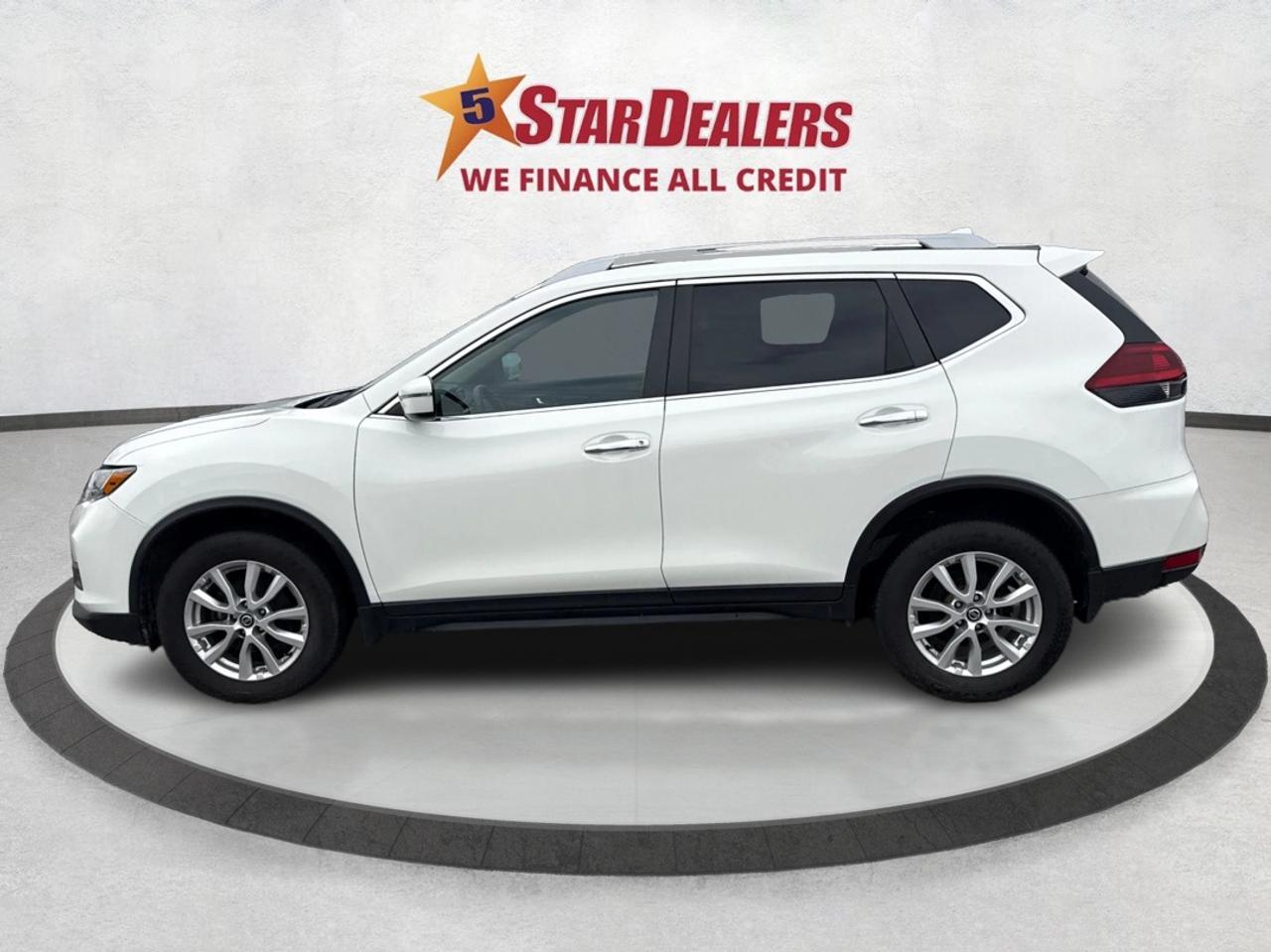 2020 Nissan Rogue AWD HEATED SEATS MINT WE FINANCE ALL CREDIT! Photo