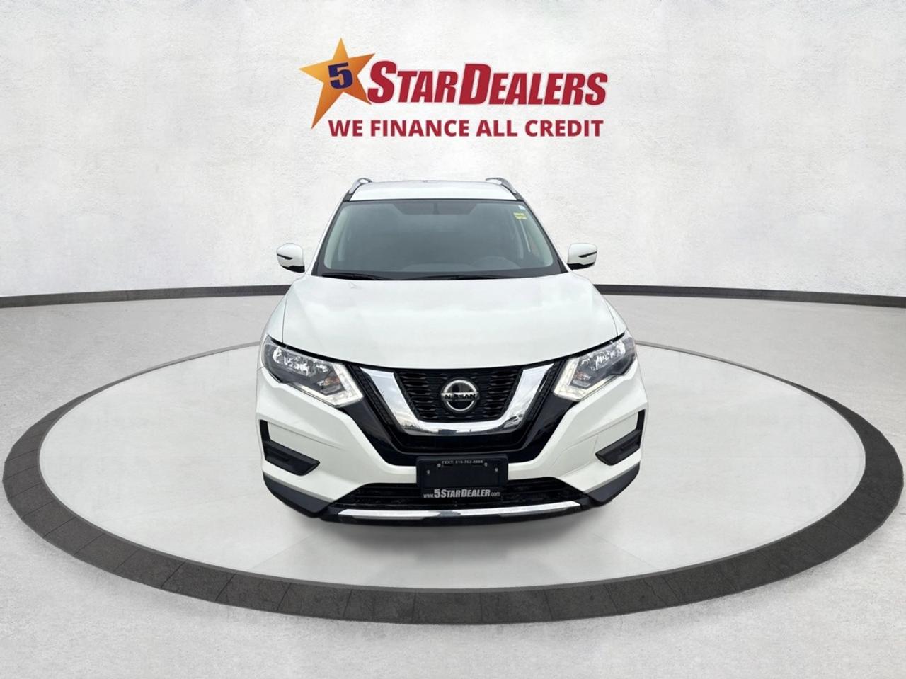 2020 Nissan Rogue AWD HEATED SEATS MINT WE FINANCE ALL CREDIT! Photo