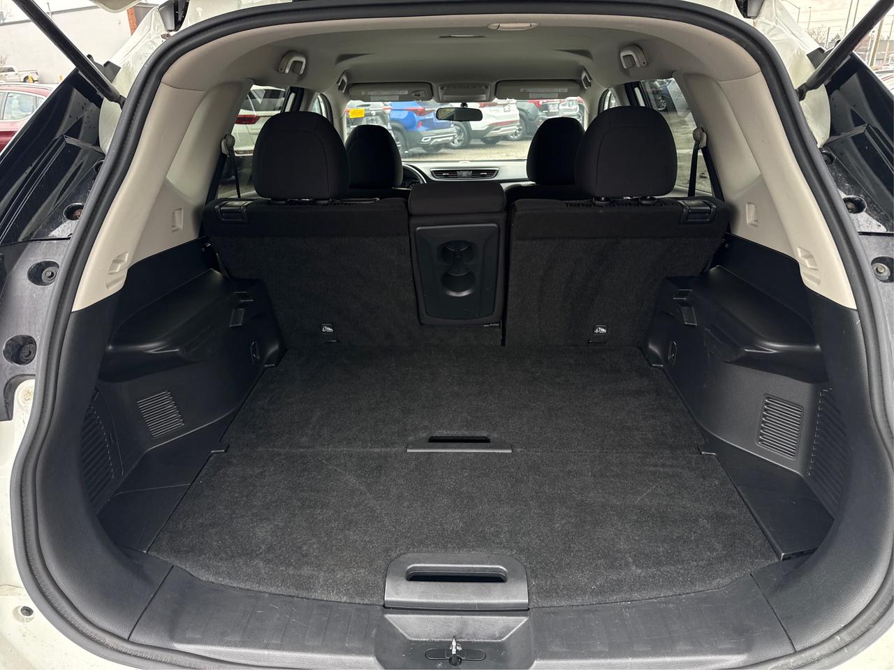 2020 Nissan Rogue AWD HEATED SEATS MINT WE FINANCE ALL CREDIT! Photo