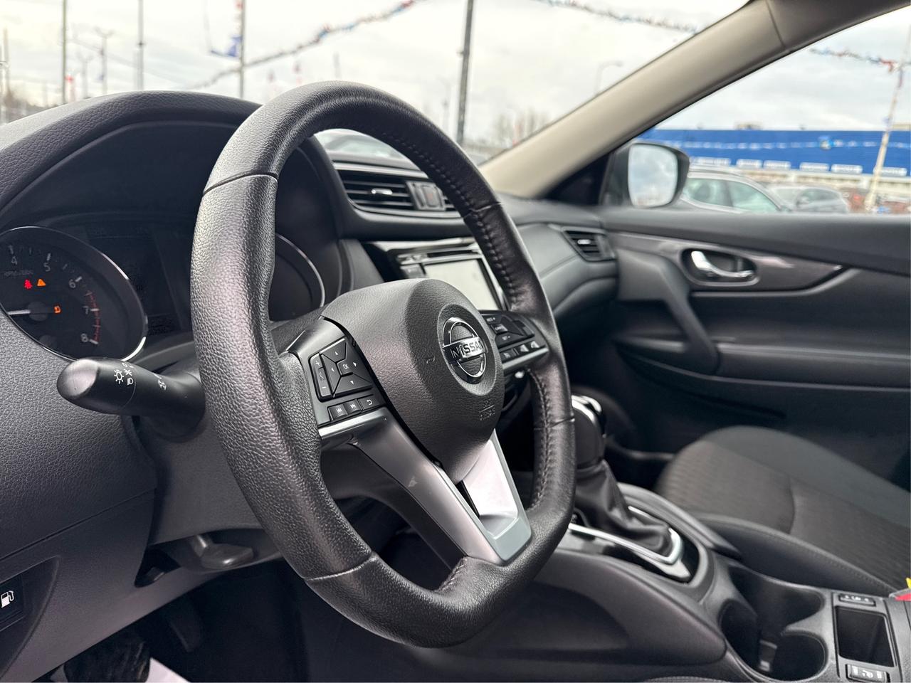 2020 Nissan Rogue AWD HEATED SEATS MINT WE FINANCE ALL CREDIT! Photo