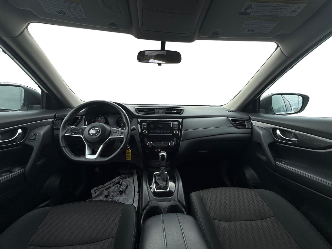 2020 Nissan Rogue AWD HEATED SEATS MINT WE FINANCE ALL CREDIT! Photo