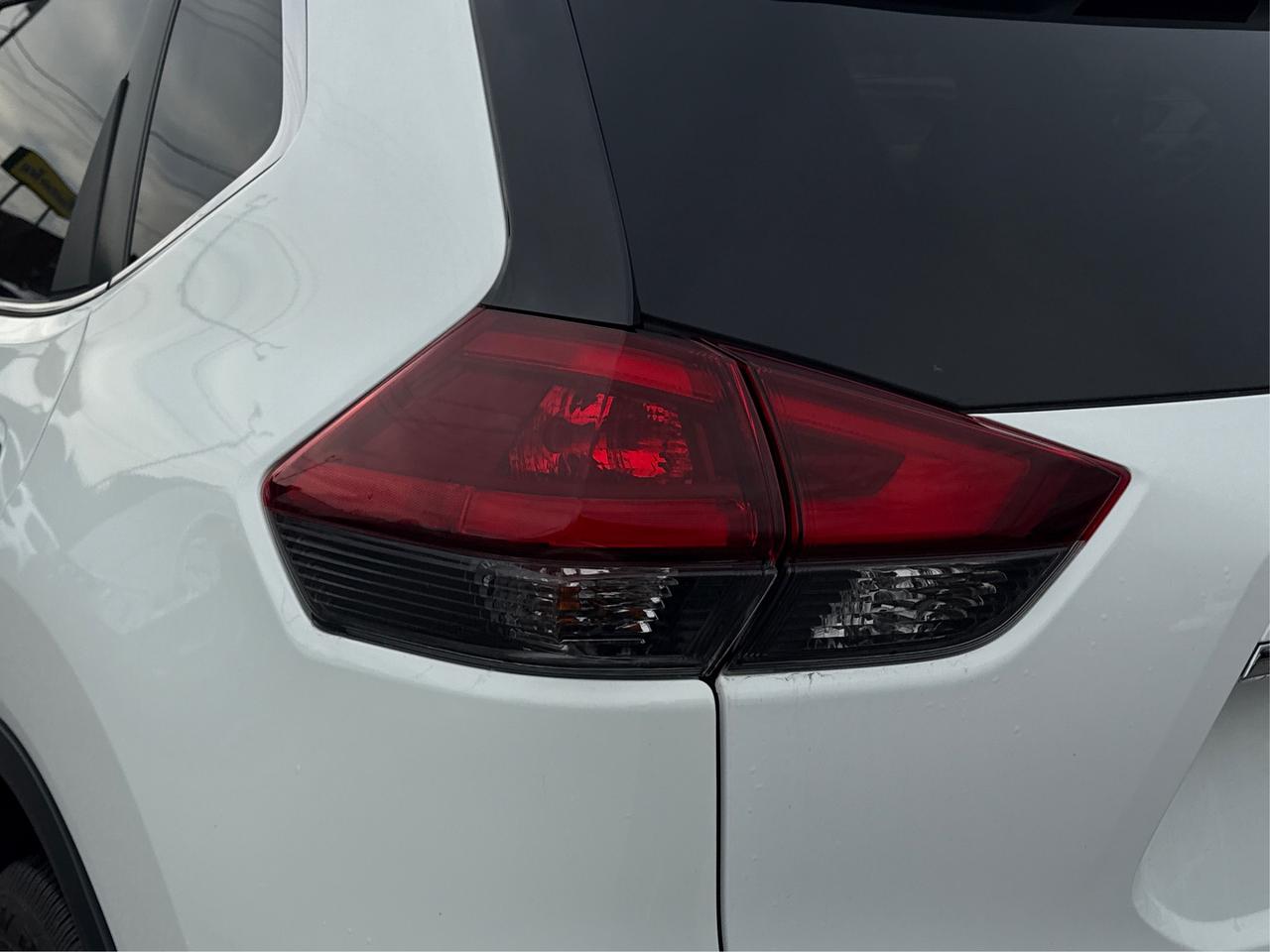 2020 Nissan Rogue AWD HEATED SEATS MINT WE FINANCE ALL CREDIT! Photo