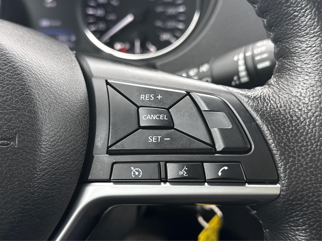 2020 Nissan Rogue AWD HEATED SEATS MINT WE FINANCE ALL CREDIT! Photo