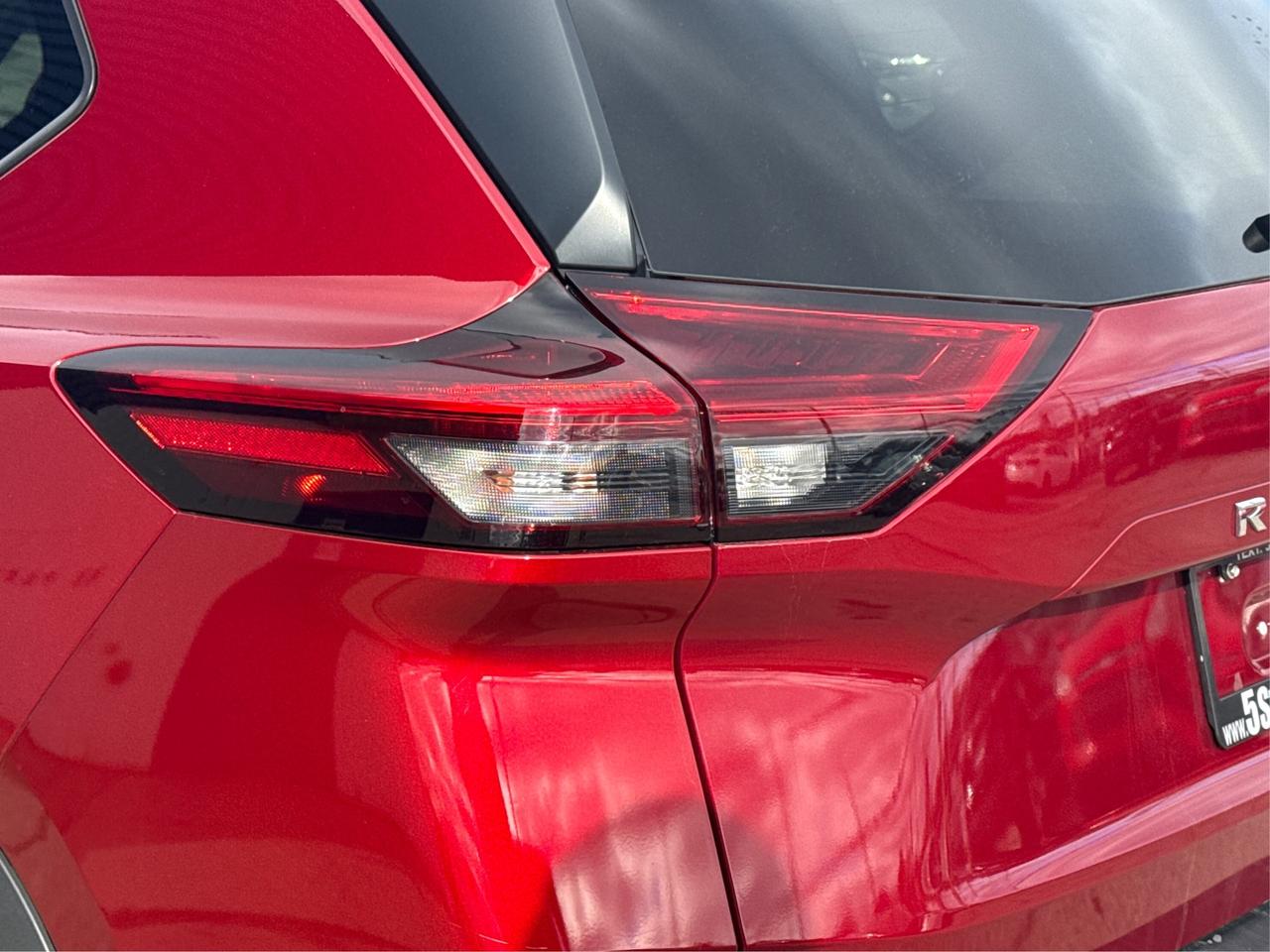 2021 Nissan Rogue FWD HEATED SEATS CLEAN! WE FINANCE ALL CREDIT! Photo