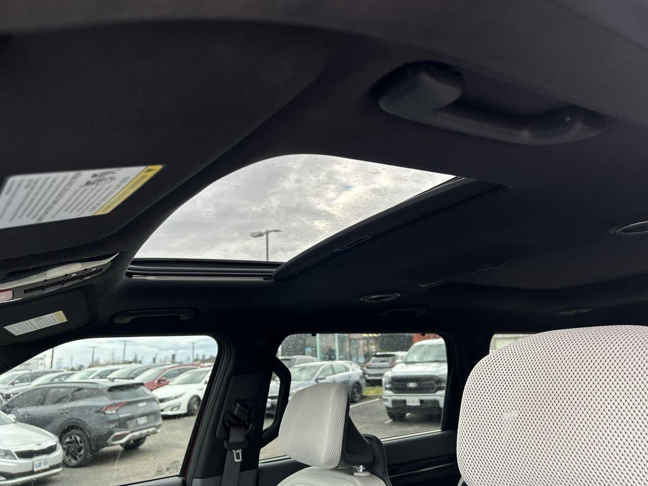 2026 Kia EV9 Land w/GT-Line Package AWD Executive Driven Demo Photo