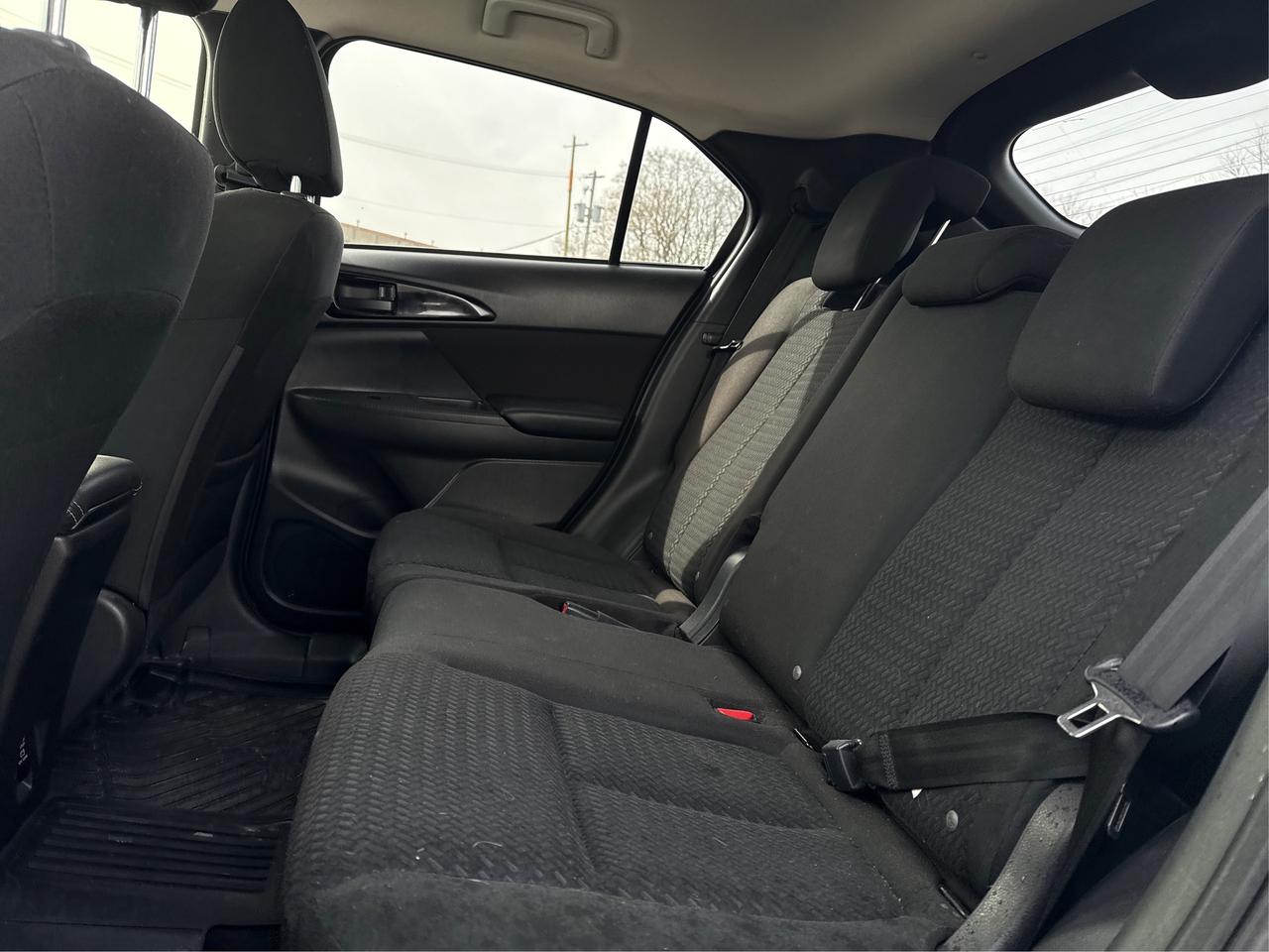 2019 Mitsubishi Eclipse Cross AWD CRUISE HEATED SEATS WE FINANCE ALL CREDIT! Photo