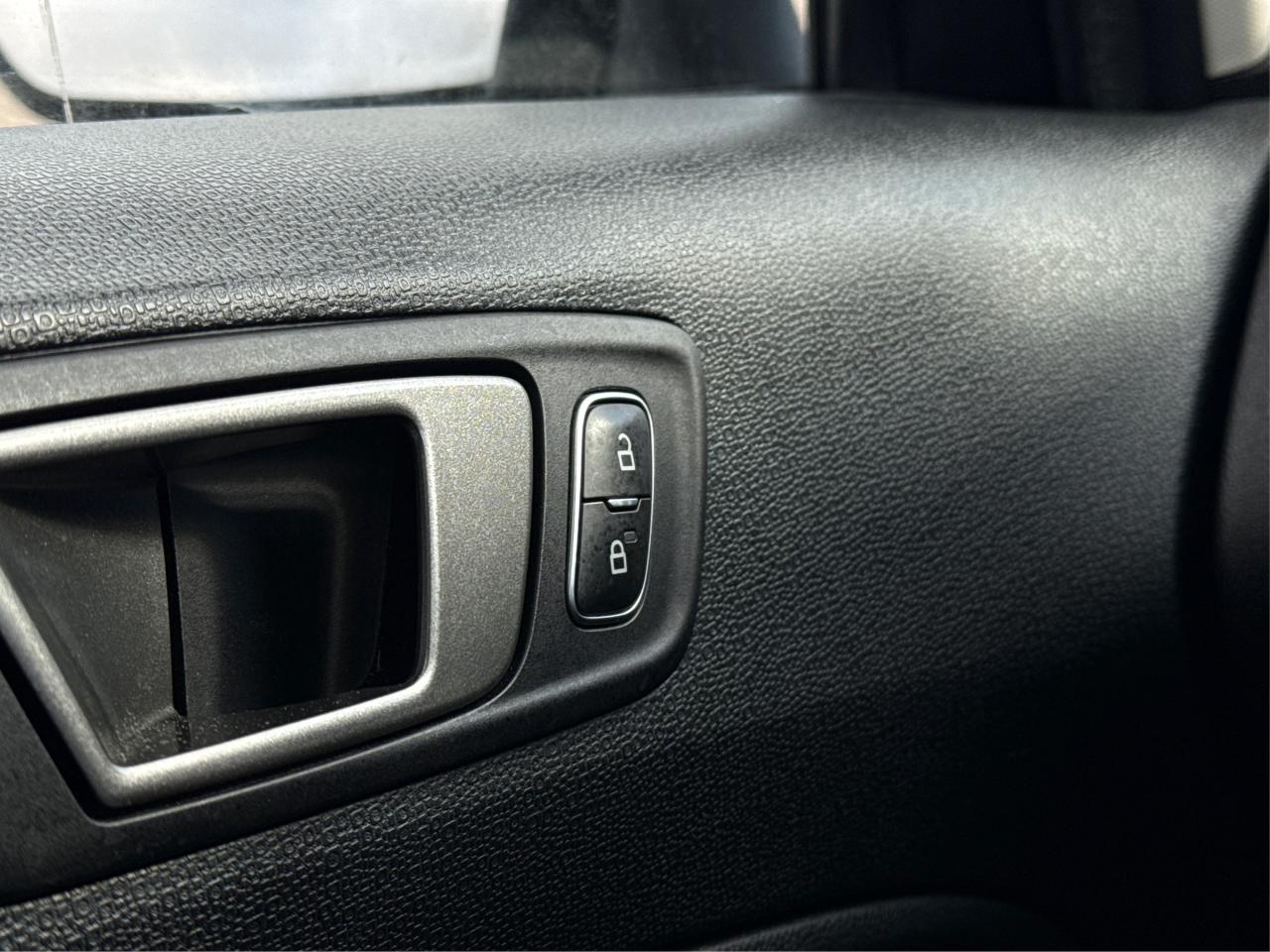 2021 Ford EcoSport AWD SUNROOF HEATED SEATS! WE FINANCE ALL CREDIT Photo