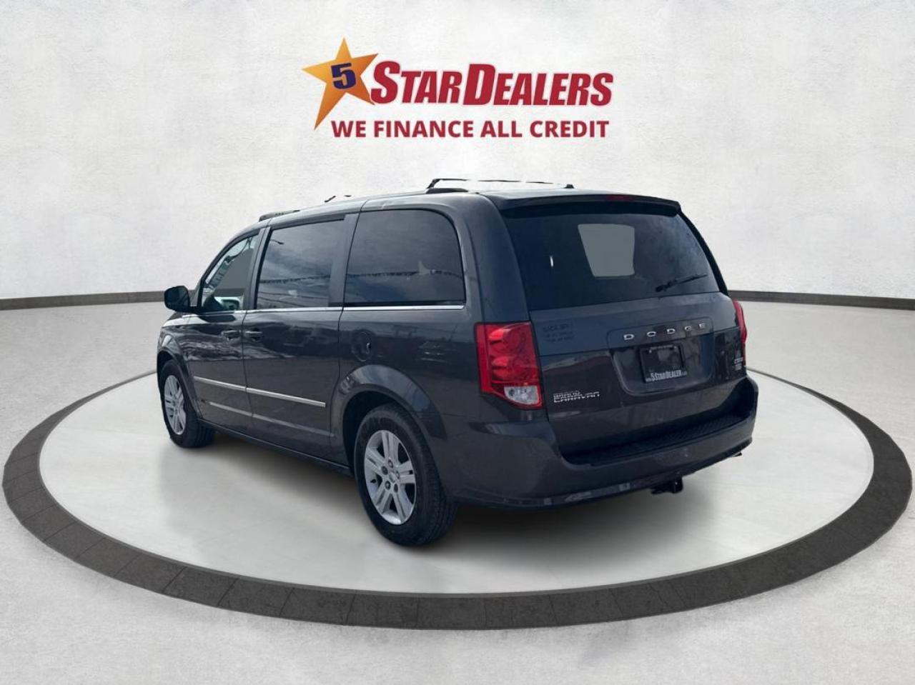 2016 Dodge Grand Caravan Crew Plus NAV LEATHER SUNROOF WE FINANCE ALL CREDT Photo