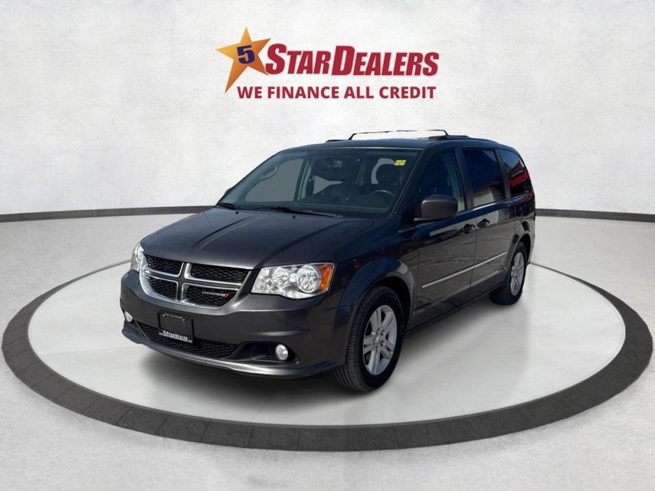 2016 Dodge Grand Caravan Crew Plus NAV LEATHER SUNROOF WE FINANCE ALL CREDT Photo2