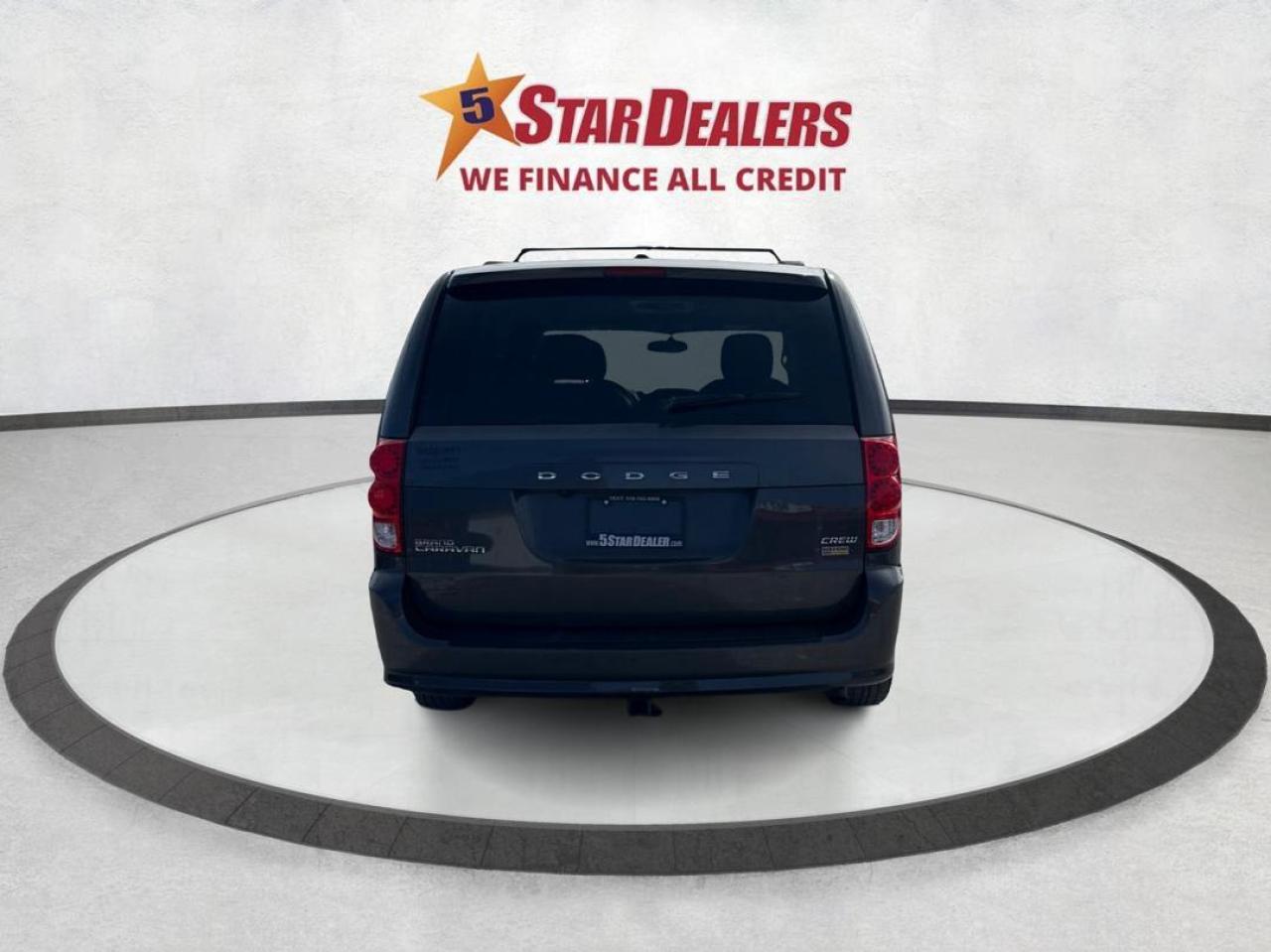 2016 Dodge Grand Caravan Crew Plus NAV LEATHER SUNROOF WE FINANCE ALL CREDT Photo