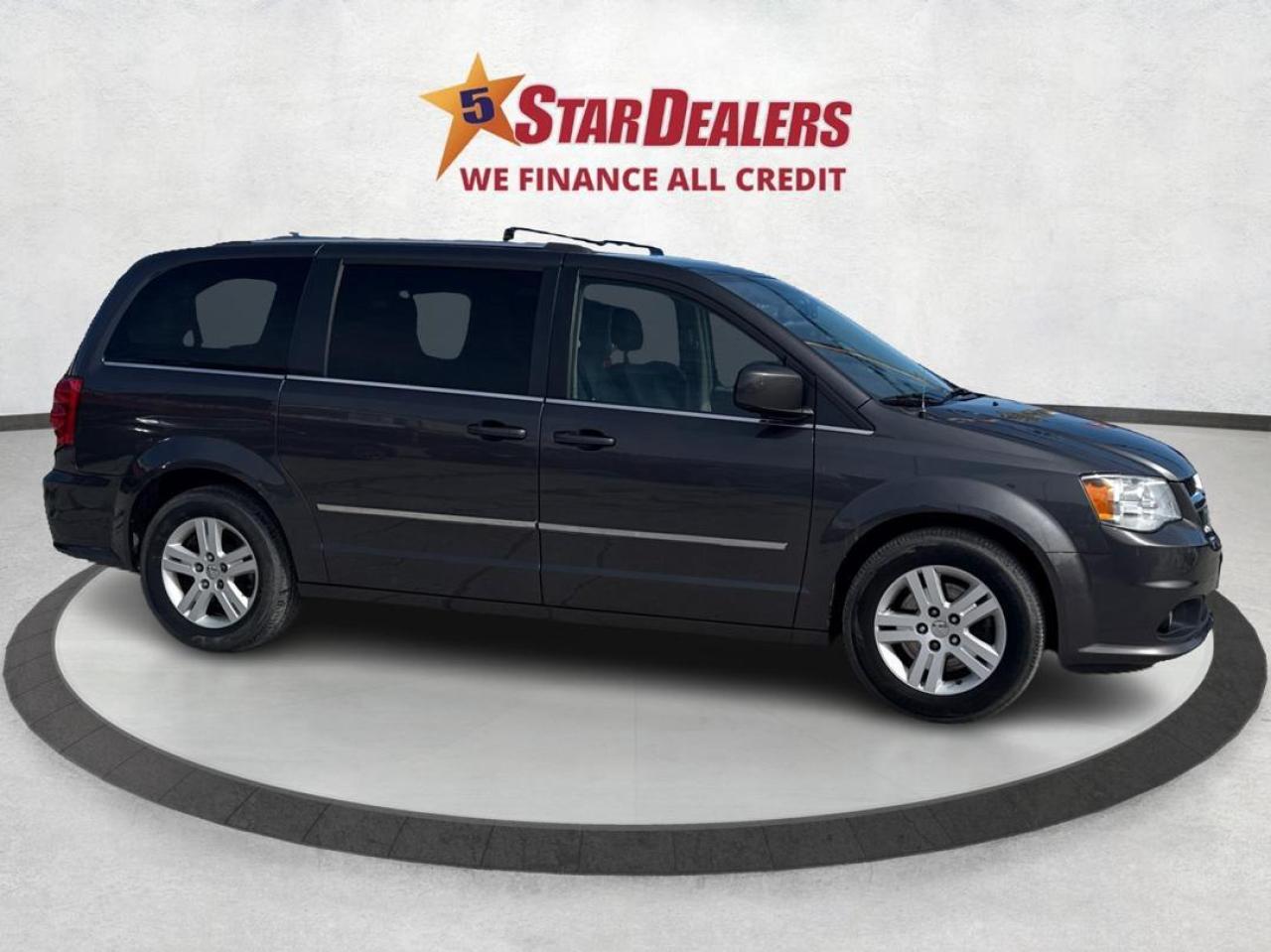 2016 Dodge Grand Caravan Crew Plus NAV LEATHER SUNROOF WE FINANCE ALL CREDT Photo