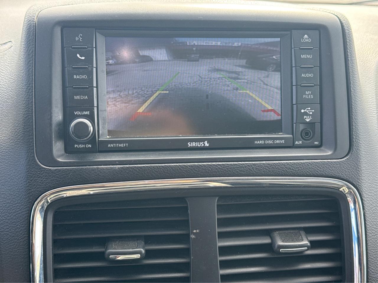 2016 Dodge Grand Caravan Crew Plus NAV LEATHER SUNROOF WE FINANCE ALL CREDT Photo