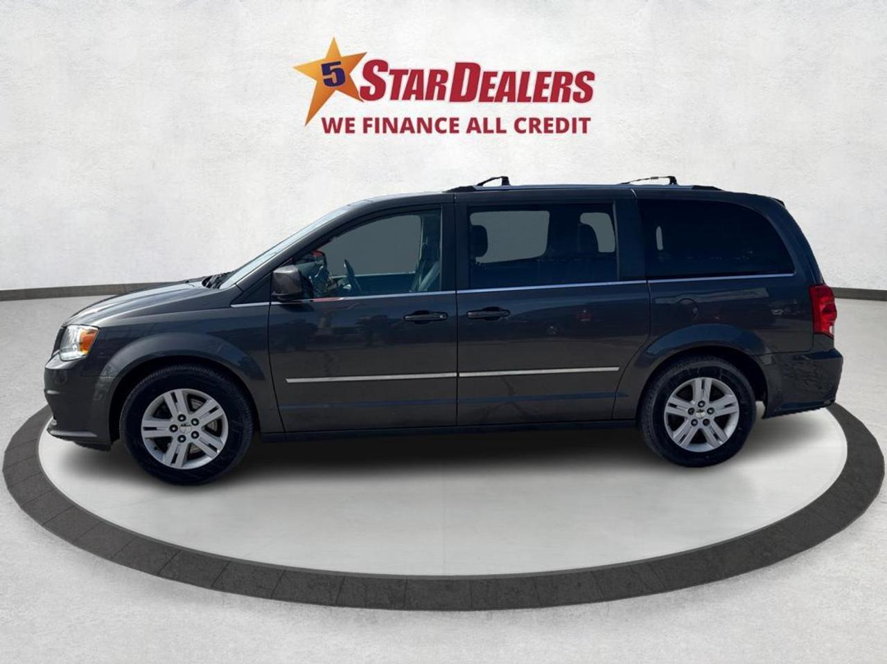 2016 Dodge Grand Caravan Crew Plus NAV LEATHER SUNROOF WE FINANCE ALL CREDT Photo