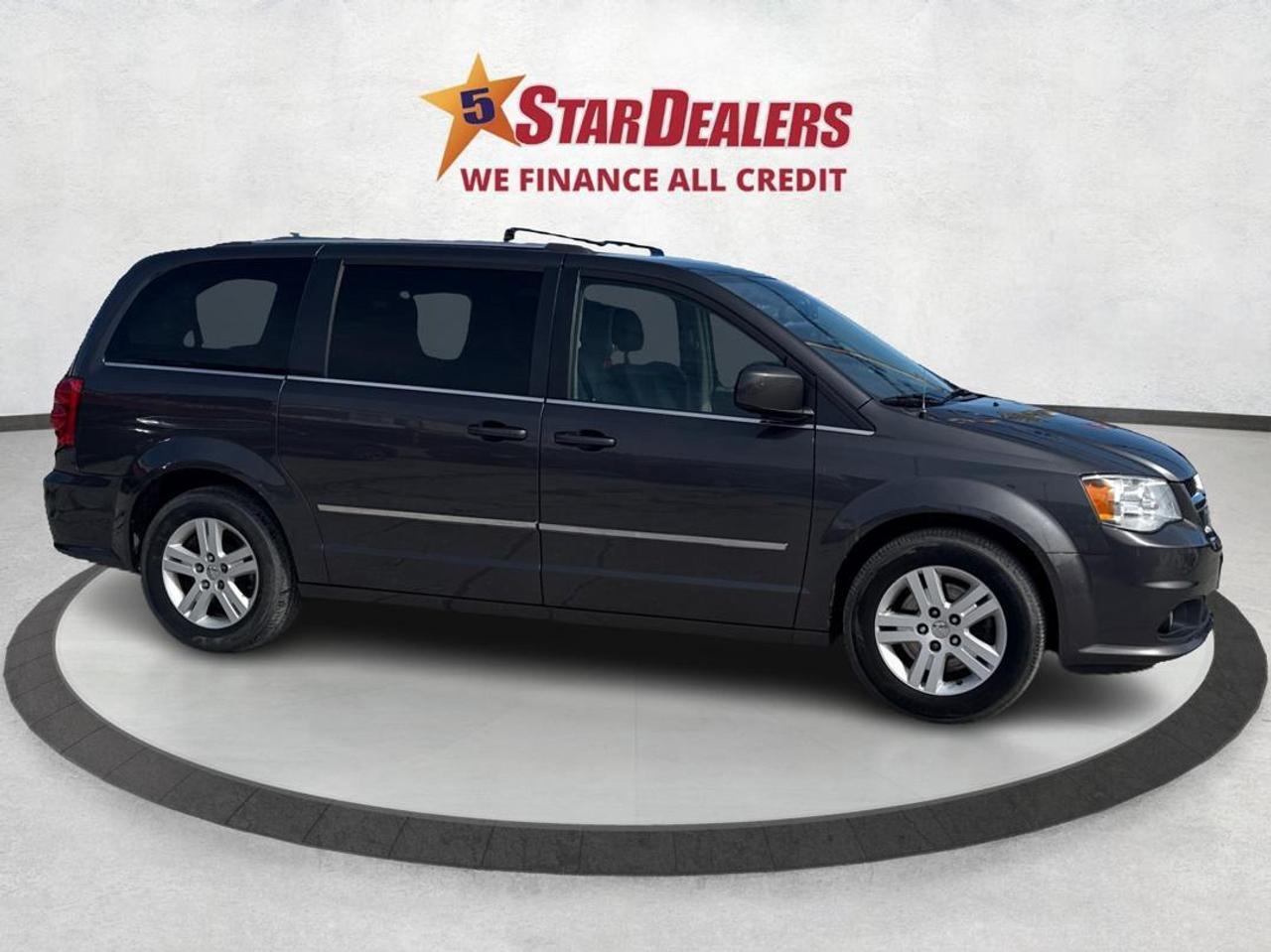 2016 Dodge Grand Caravan Crew Plus NAV LEATHER SUNROOF WE FINANCE ALL CREDT Photo