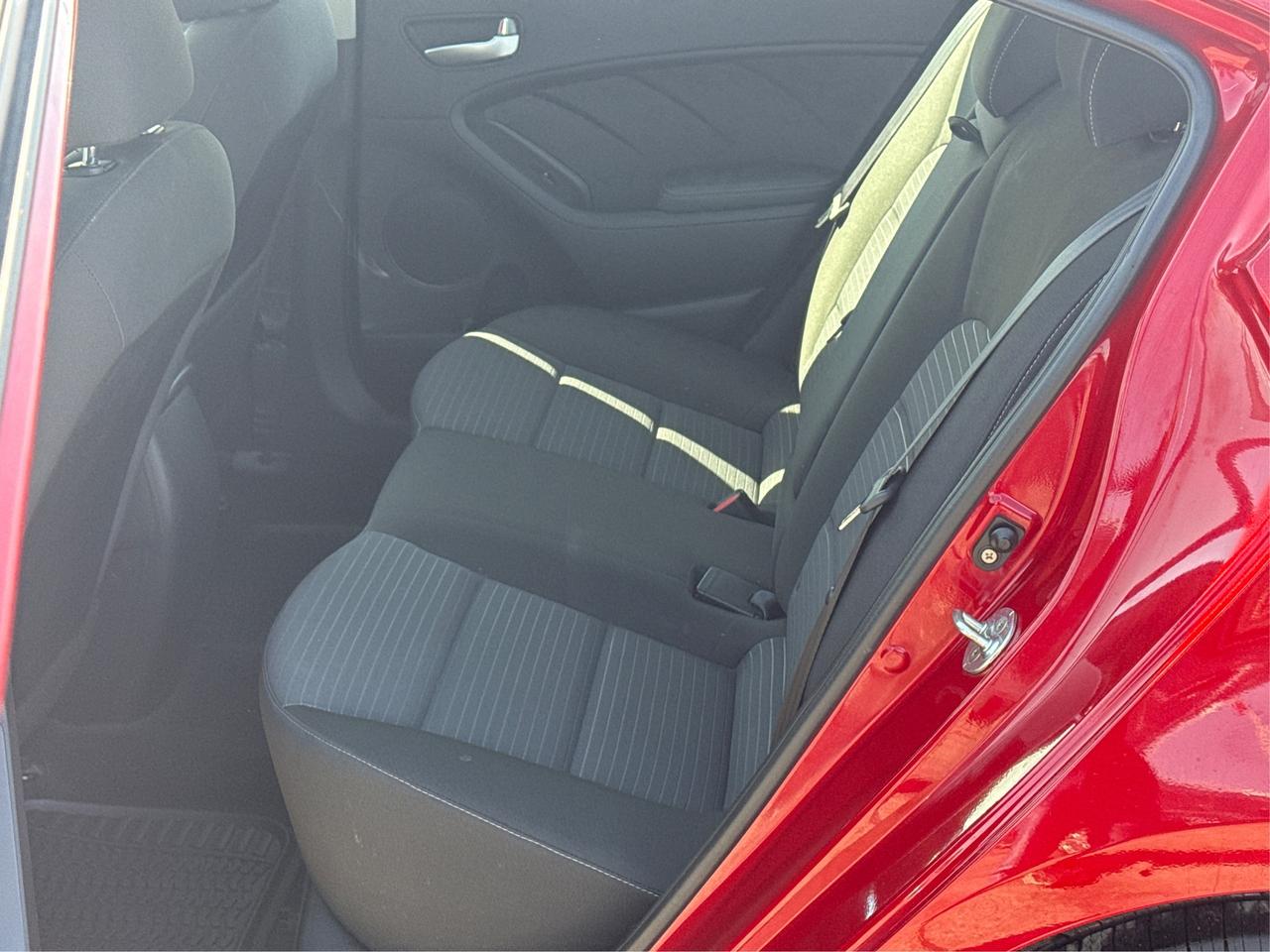 2017 Kia Forte LX+ CERTIFIED  R CAM WE FINANCE ALL CREDIT! Photo