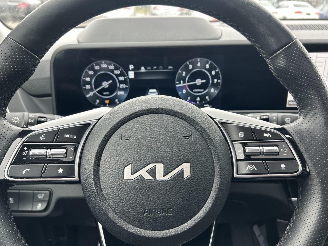 2026 Kia Seltos SX AWD w/Black Interior HUD PREMIUM SOUND NAVIGATI Photo