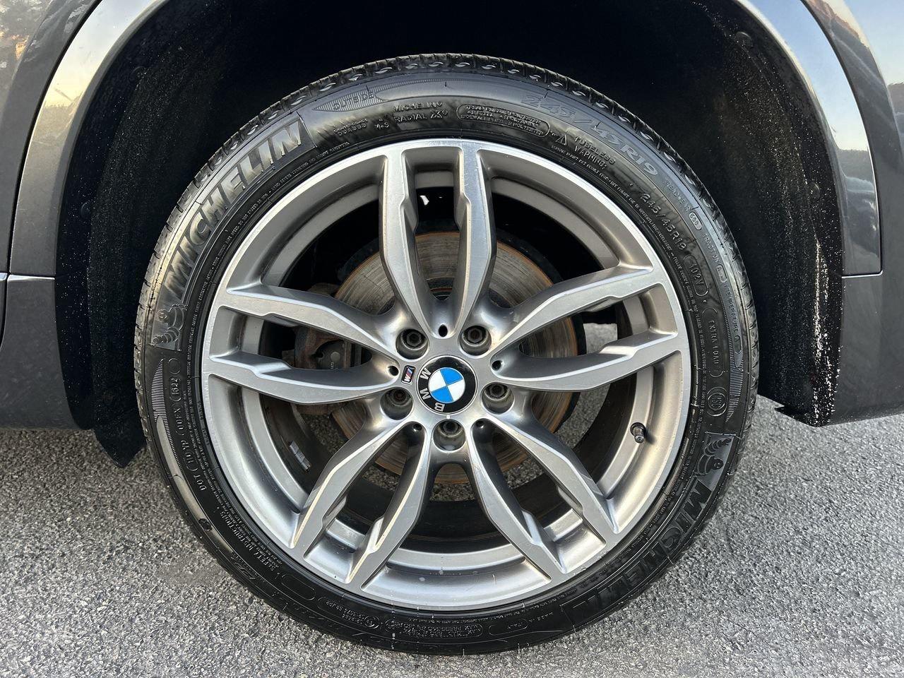 2017 BMW X4 XDrive28i   Sporty, Luxurious, and All-Wheel Drive Photo