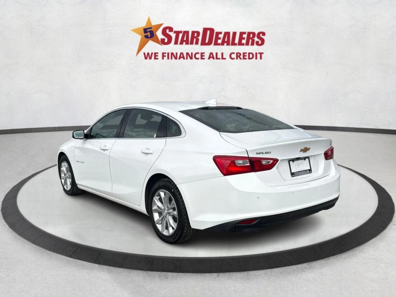 2024 Chevrolet Malibu HEATED SEATS REAR CAM MINT WE FINANCE ALL CREDIT! Photo4