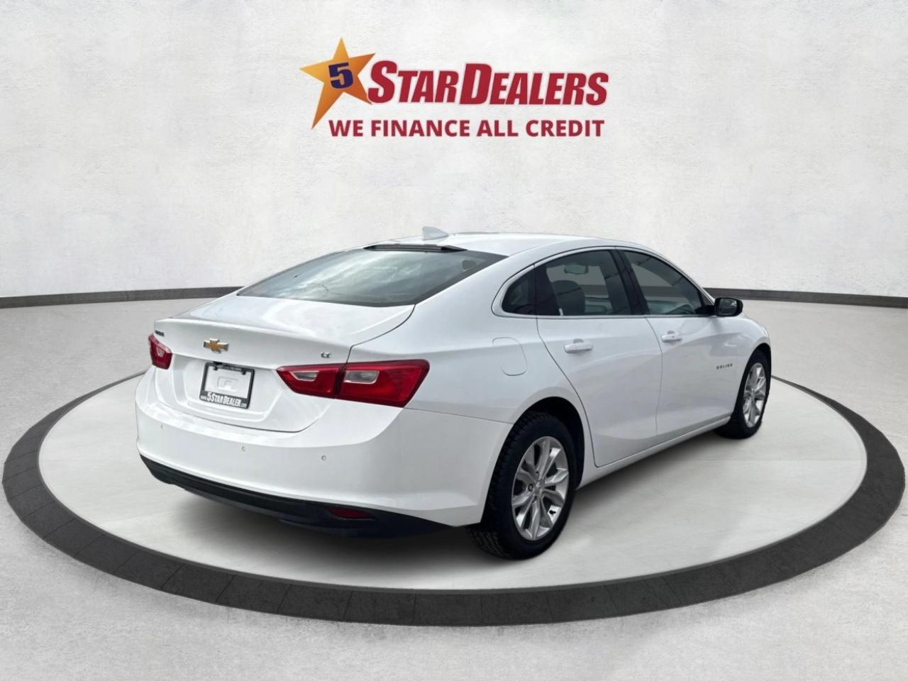 2024 Chevrolet Malibu HEATED SEATS REAR CAM MINT WE FINANCE ALL CREDIT! Photo