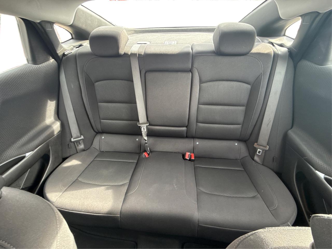 2024 Chevrolet Malibu HEATED SEATS REAR CAM MINT WE FINANCE ALL CREDIT! Photo