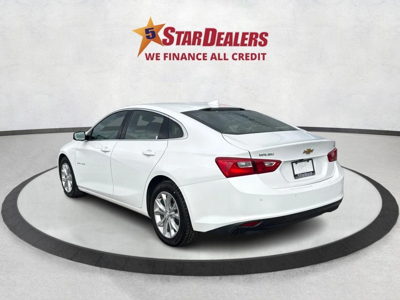 2024 Chevrolet Malibu HEATED SEATS REAR CAM MINT WE FINANCE ALL CREDIT! Photo