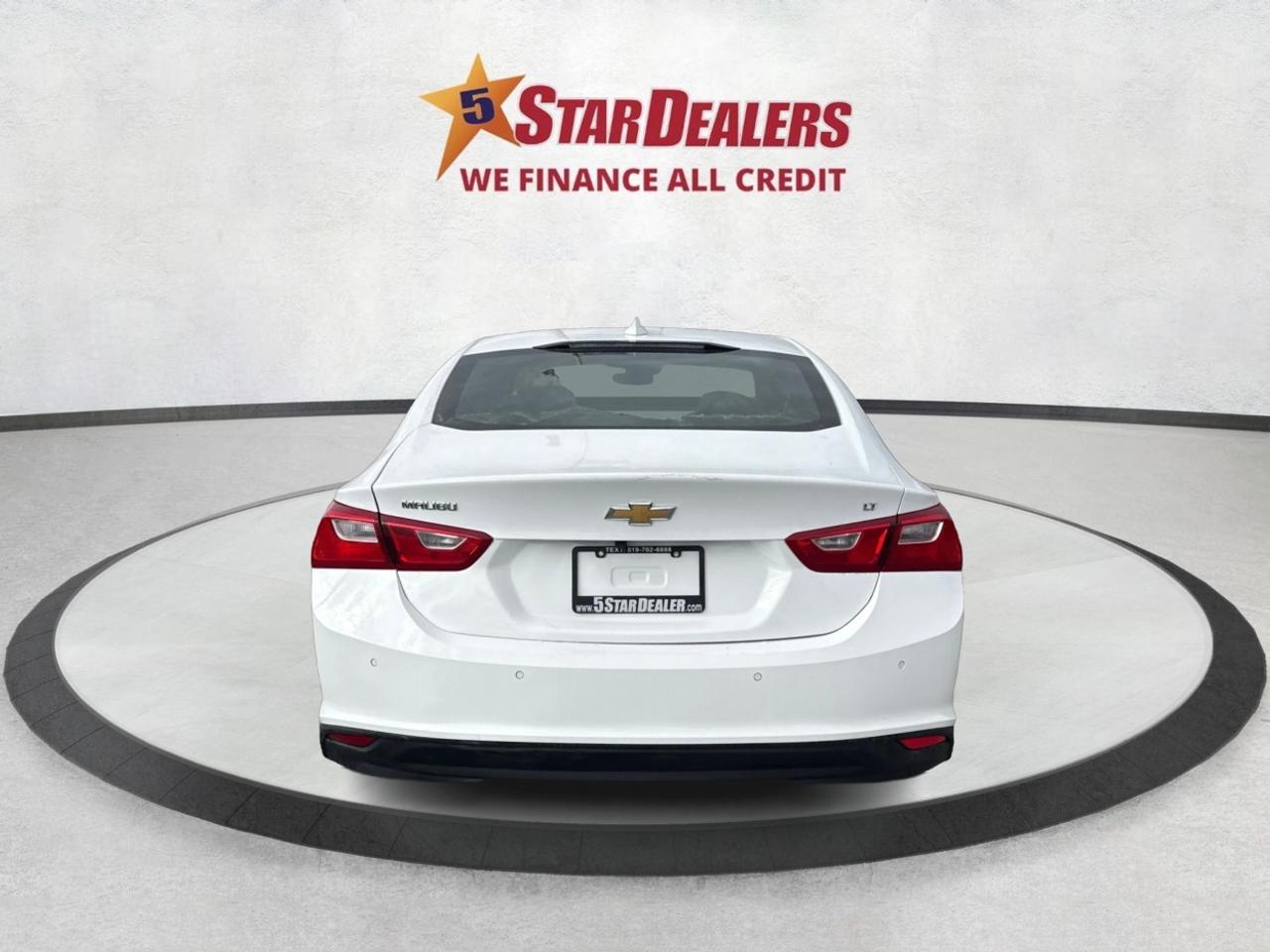 2024 Chevrolet Malibu HEATED SEATS REAR CAM MINT WE FINANCE ALL CREDIT! Photo