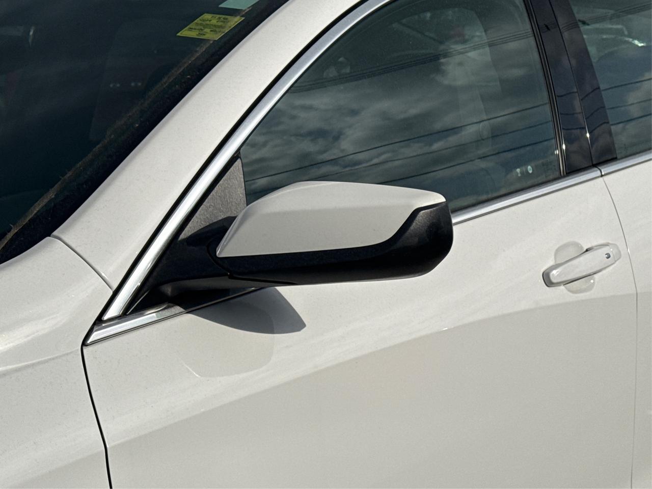 2024 Chevrolet Malibu HEATED SEATS REAR CAM MINT WE FINANCE ALL CREDIT! Photo