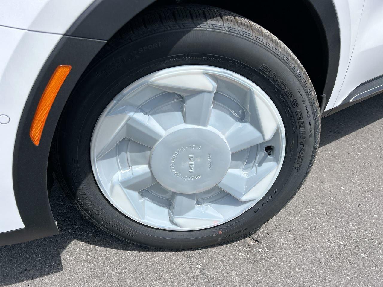 2025 Kia Sorento Plug-In Hybrid SX AWD PHEV   MANAGER SPECIAL   DEMO Photo