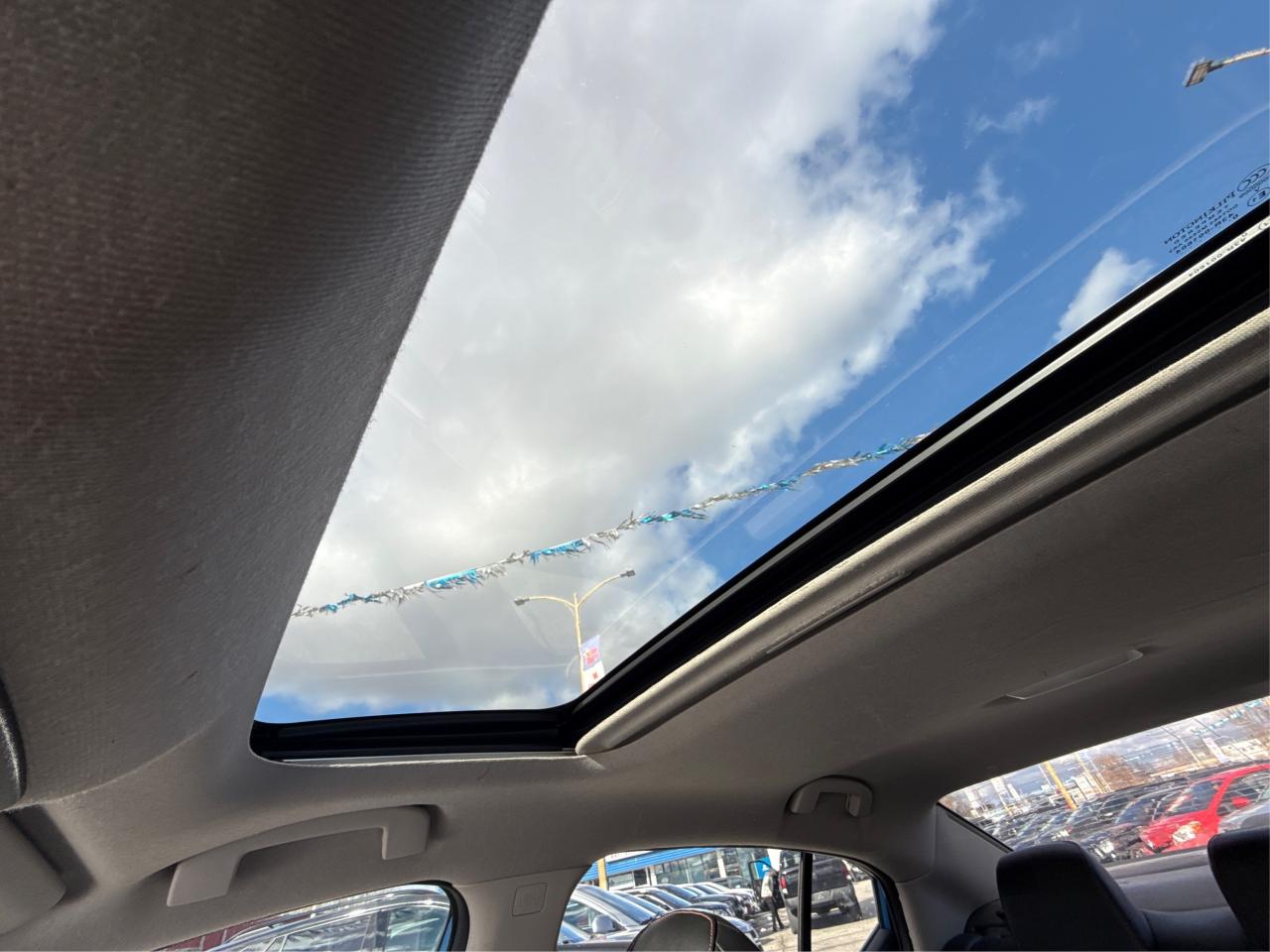 2021 Nissan Sentra NAV LEATHER SUNROOF LOADED! WE FINANCE ALL CREDIT Photo