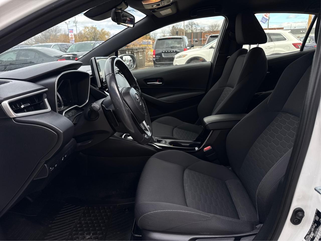 2020 Toyota Corolla Hatchback HEATED SEATS REAR CAM MINT! WE FINANCE ALL CREDIT! Photo