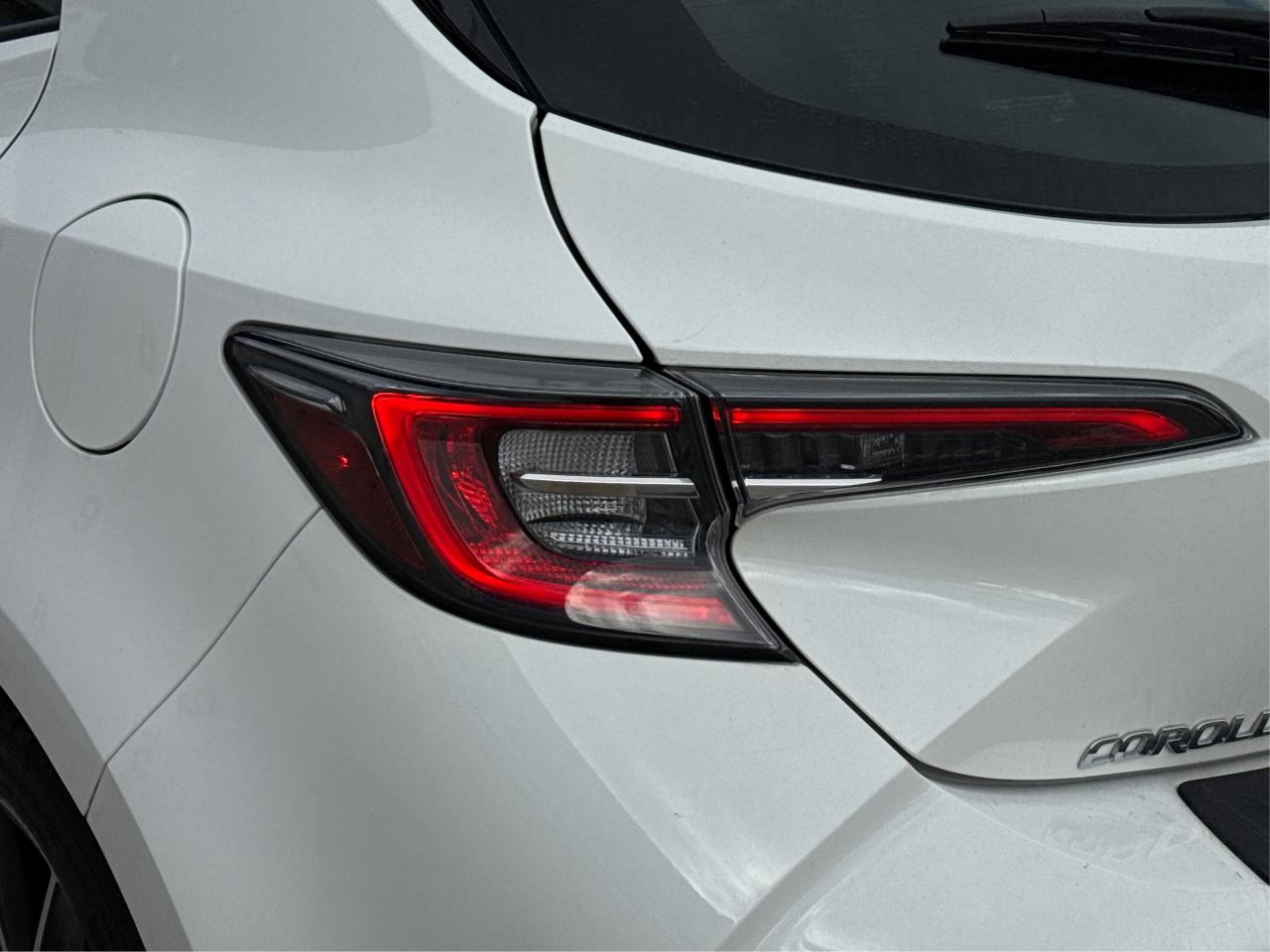 2020 Toyota Corolla Hatchback HEATED SEATS REAR CAM MINT! WE FINANCE ALL CREDIT! Photo