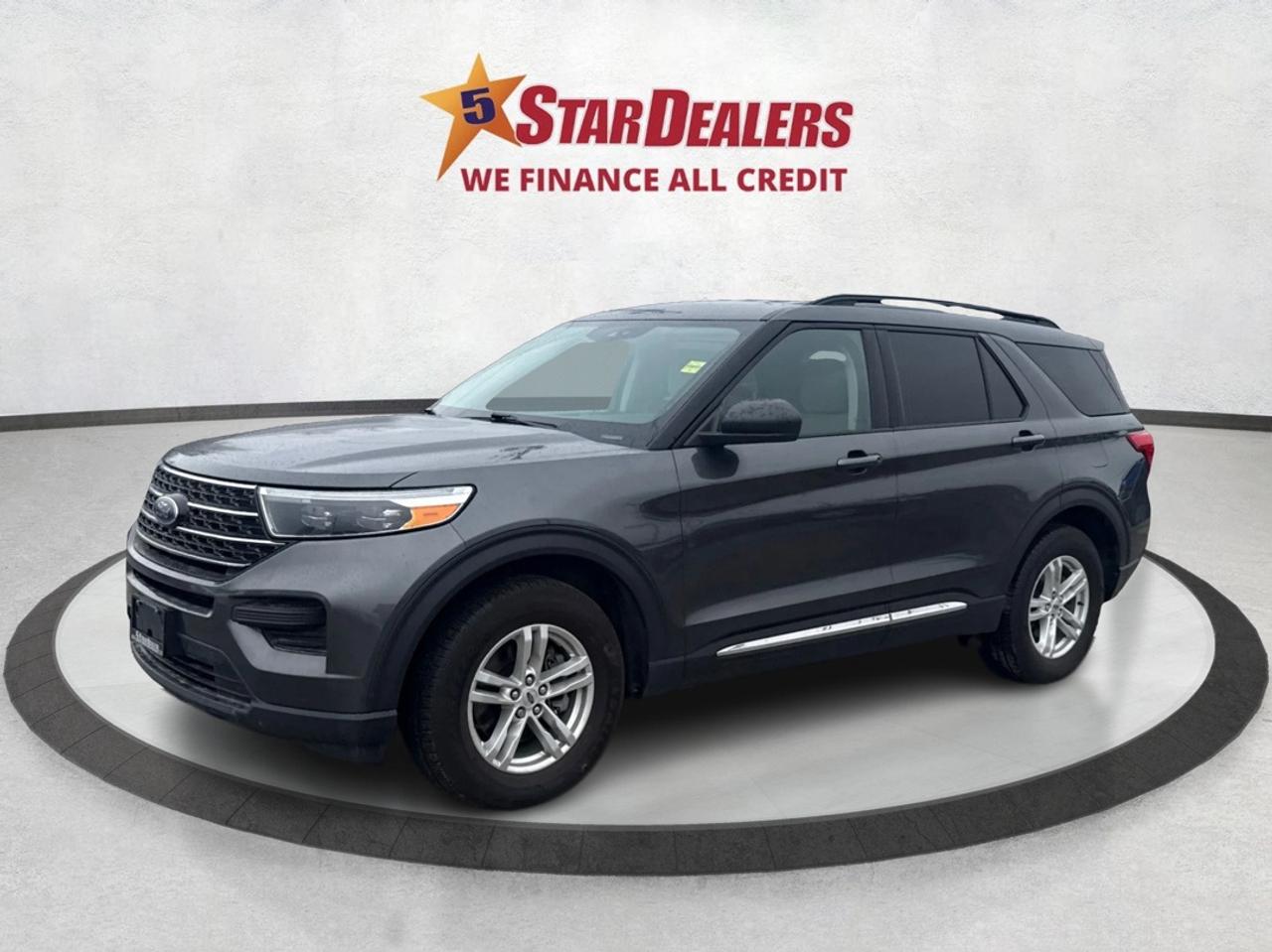 2020 Ford Explorer XLT 4WD MINT! MUST SEE! WE FINANCE ALL CREDIT! Photo