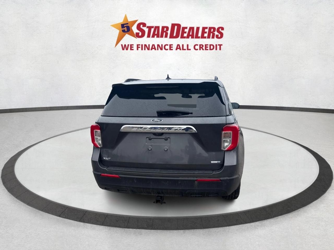 2020 Ford Explorer XLT 4WD MINT! MUST SEE! WE FINANCE ALL CREDIT! Photo