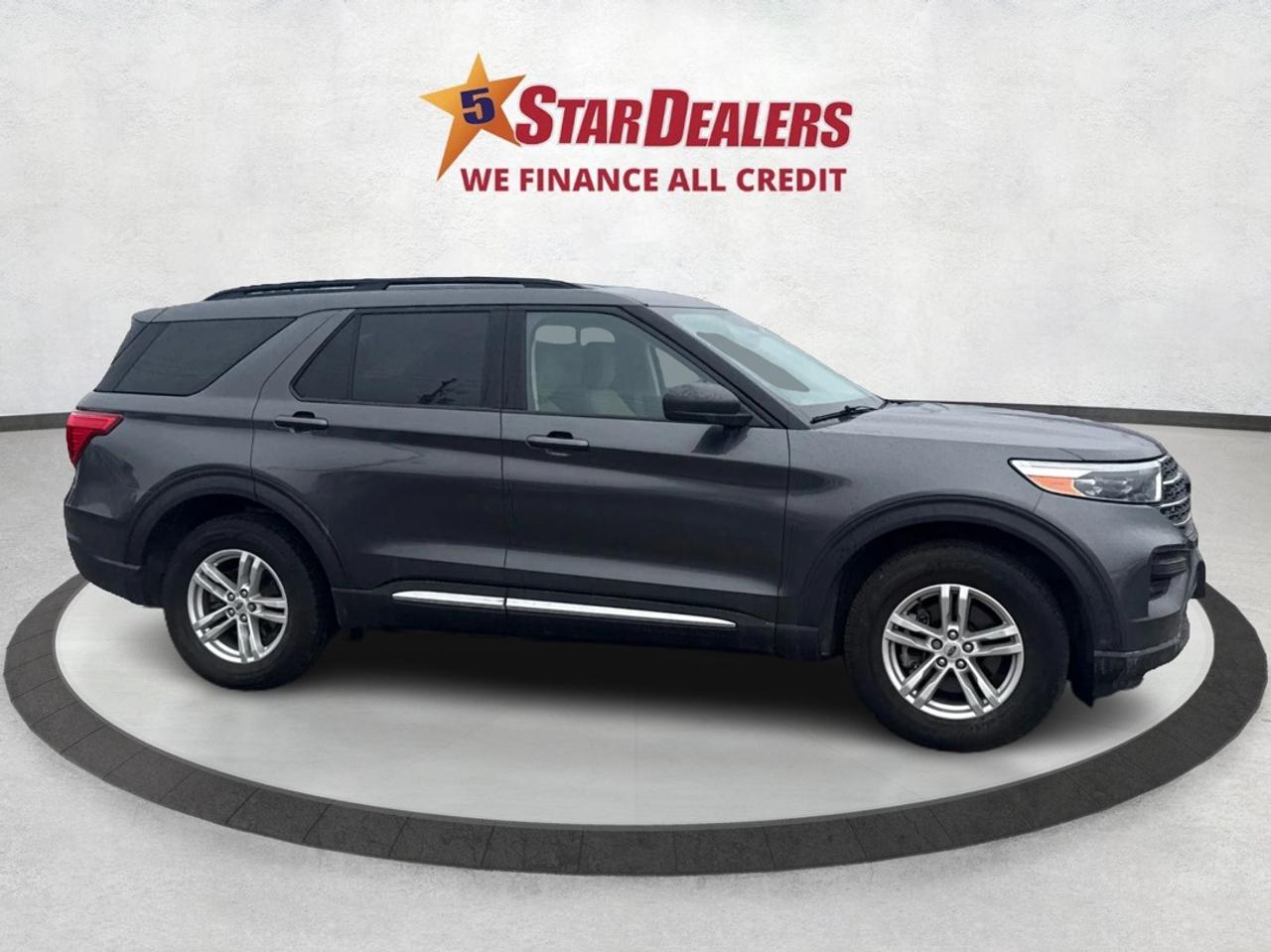 2020 Ford Explorer XLT 4WD MINT! MUST SEE! WE FINANCE ALL CREDIT! Photo