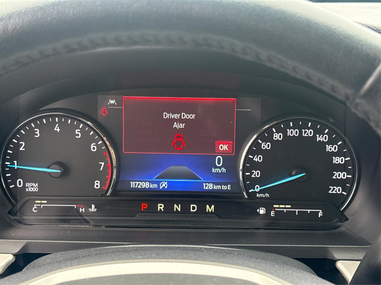 2020 Ford Explorer XLT 4WD MINT! MUST SEE! WE FINANCE ALL CREDIT! Photo