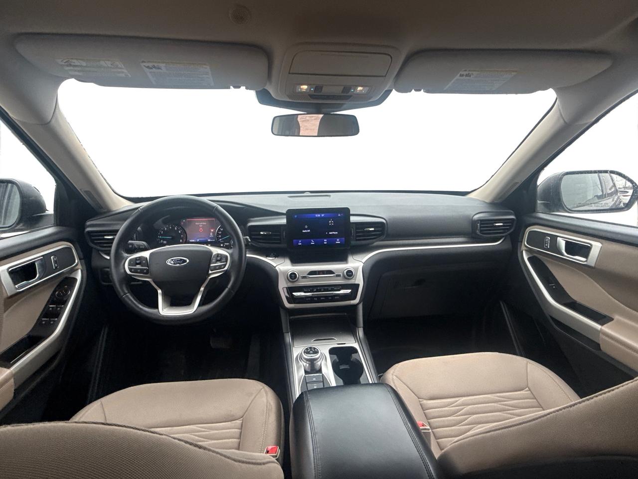 2020 Ford Explorer XLT 4WD MINT! MUST SEE! WE FINANCE ALL CREDIT! Photo