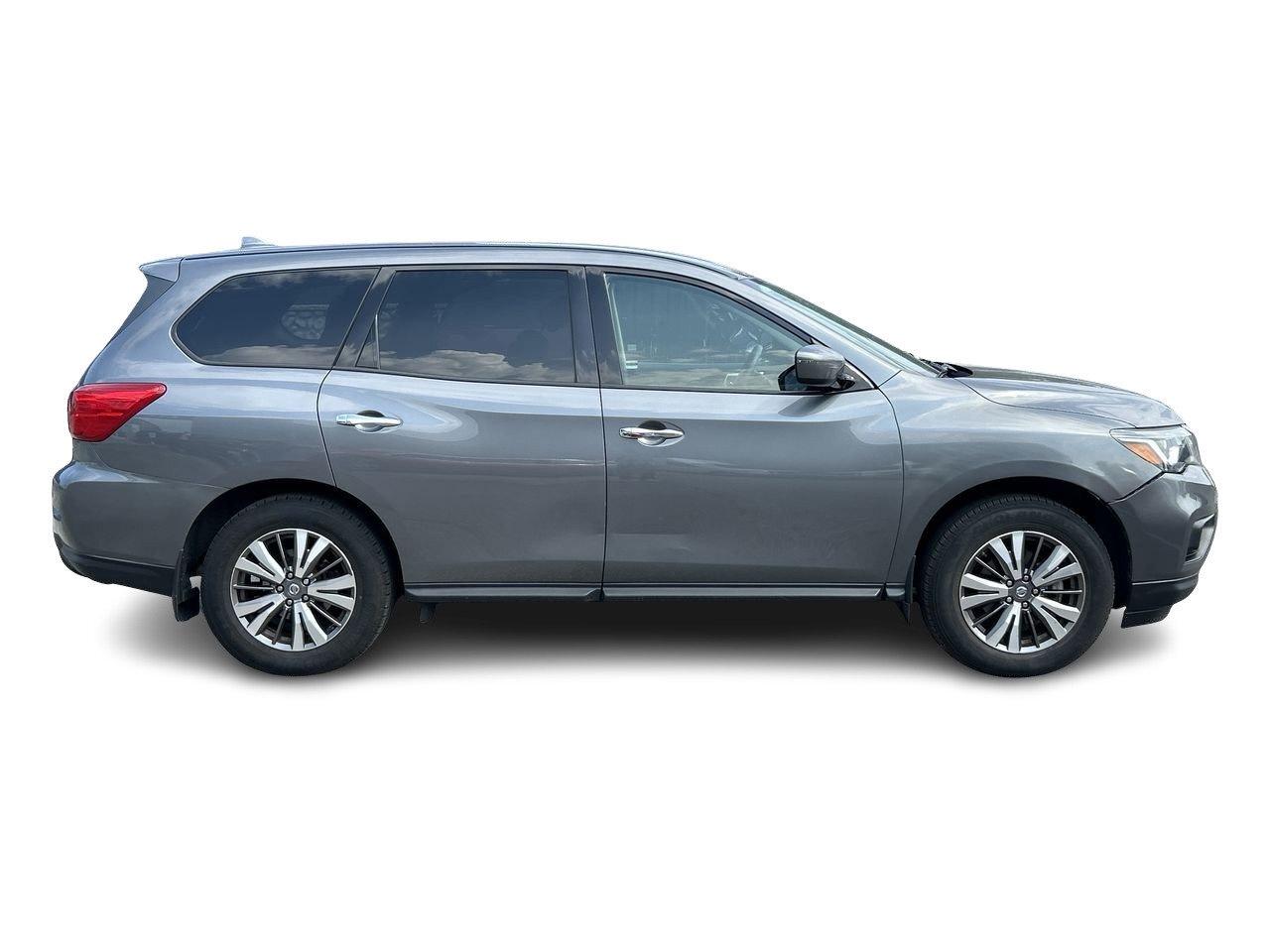 2019 Nissan Pathfinder SL Premium   Spacious, Comfortable, Family-Ready V Photo